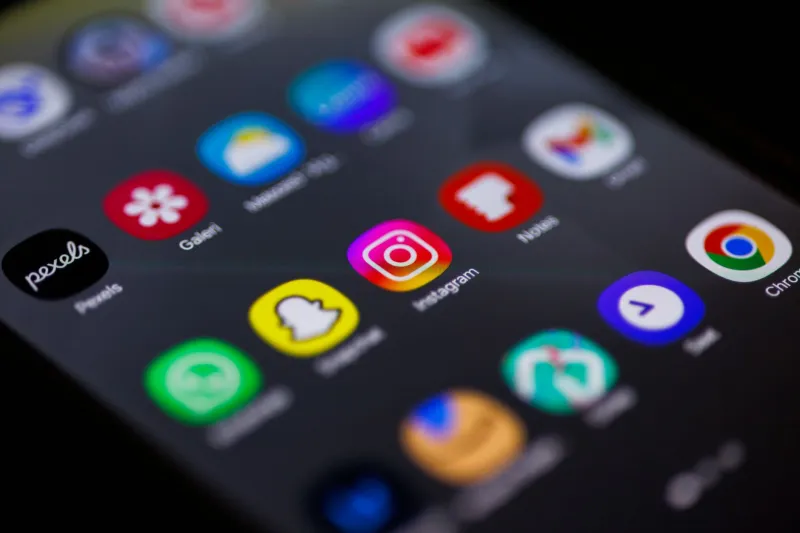 Ghost Apps: The Digital Clutter You Can't Delete and the Psychology Behind Why You Keep Trying