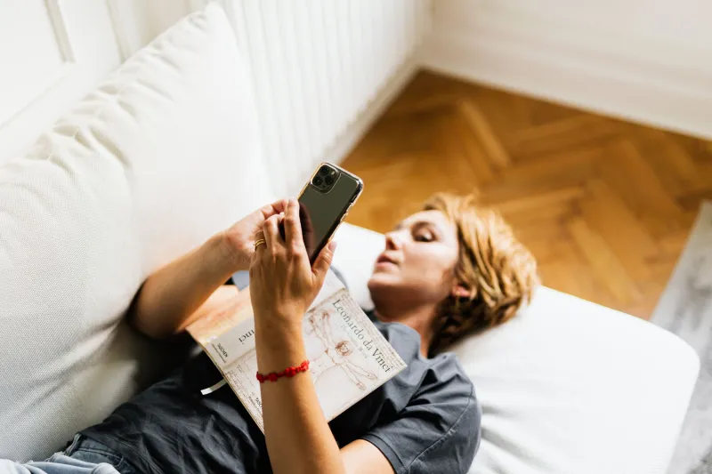Same Feed, Different Day: The Loop Your Brain Can't Escape Even When It Knows Better